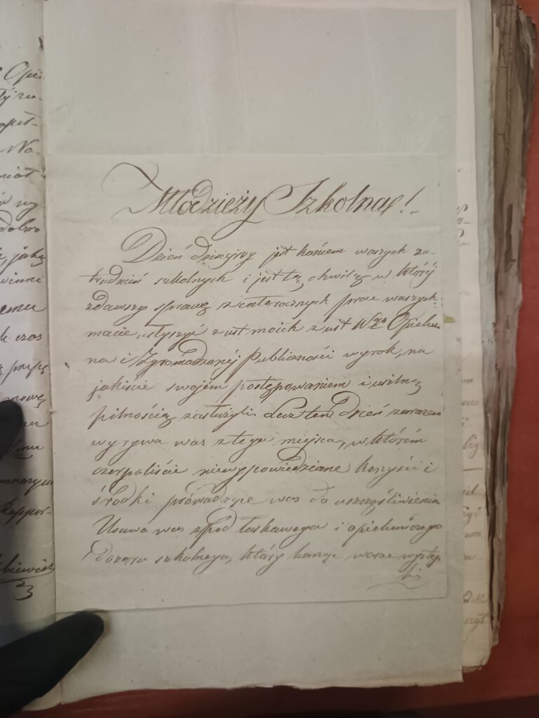Jacek Chojnowski, Zakończenie roku szkolnego w Szkole Elementarnej w Michowie w 1836 r. w świetle źródeł archiwalnych.